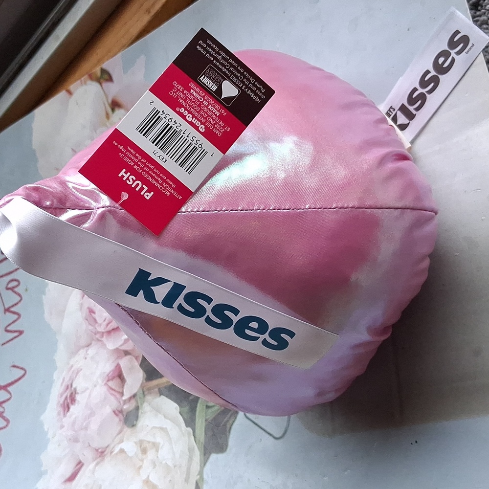 HERSHEY'S KISS  14" Plush Chocolate Stuffed Toy‎ pink